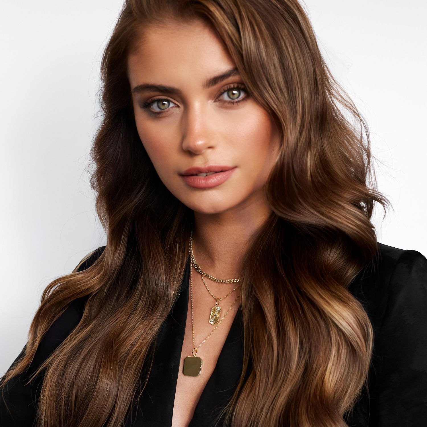 COLLAR COLINE TIERRA BAÑO DE ORO