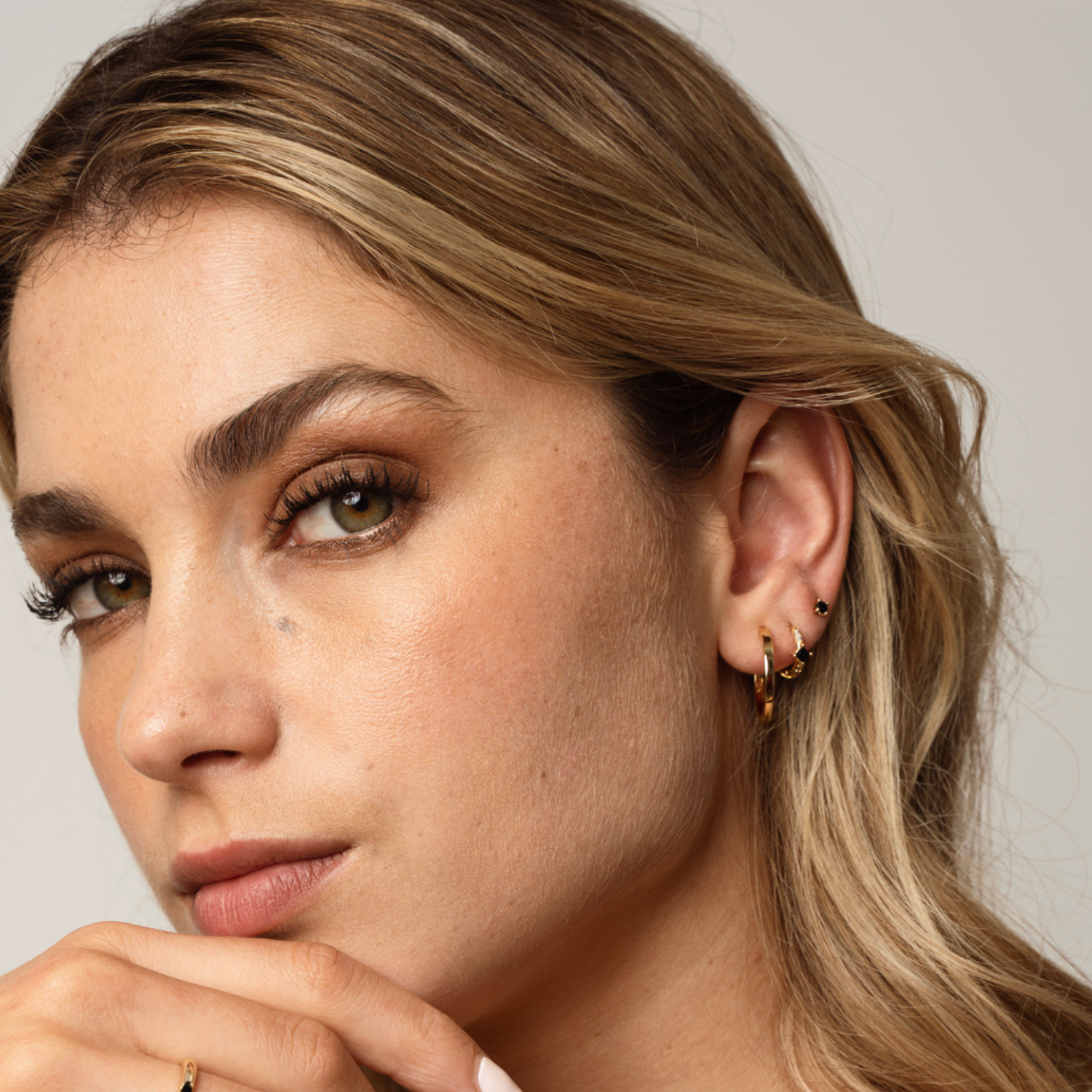 ARGOLLAS MIA BAÑO DE ORO 20MM