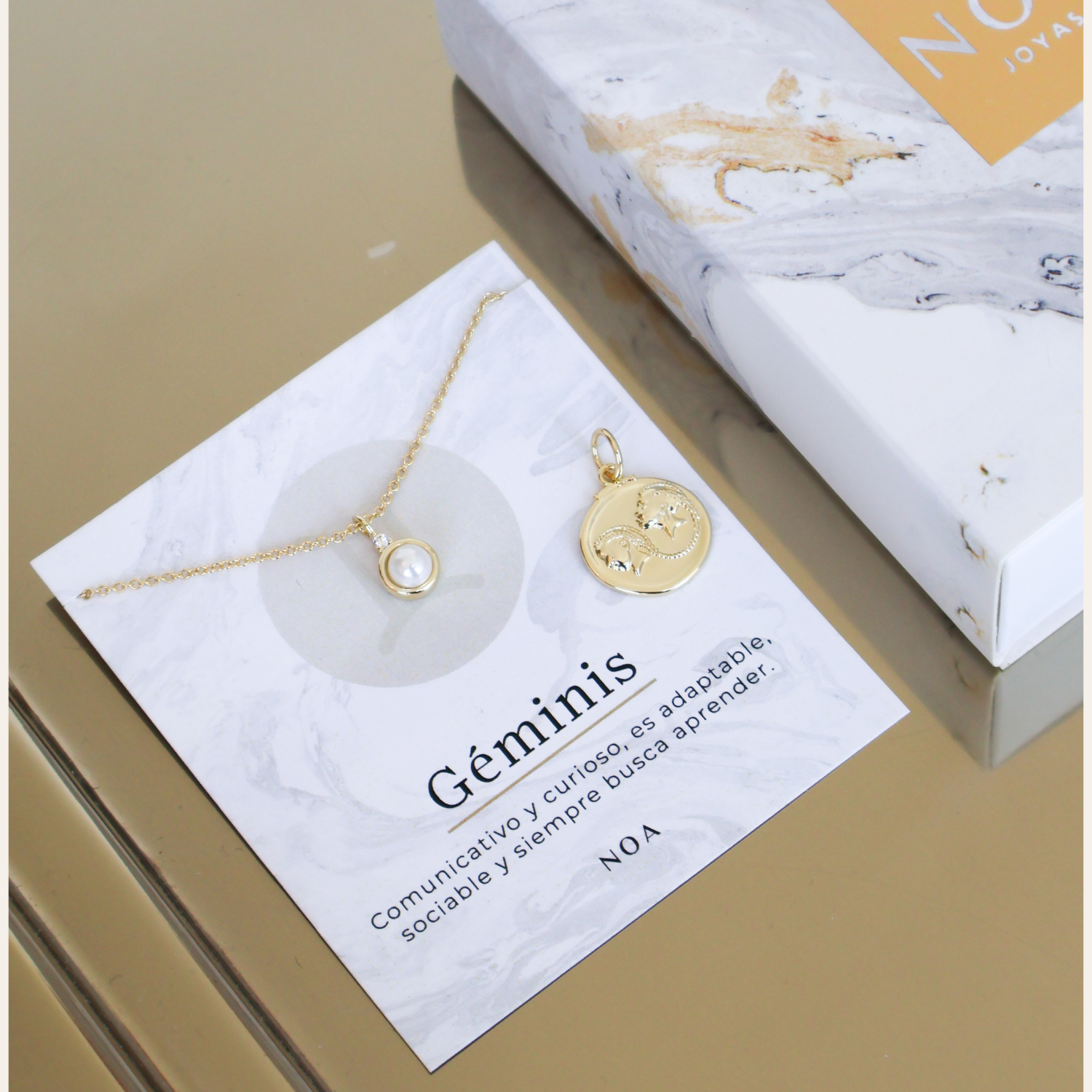 COLLAR PERLA MES JUNIO