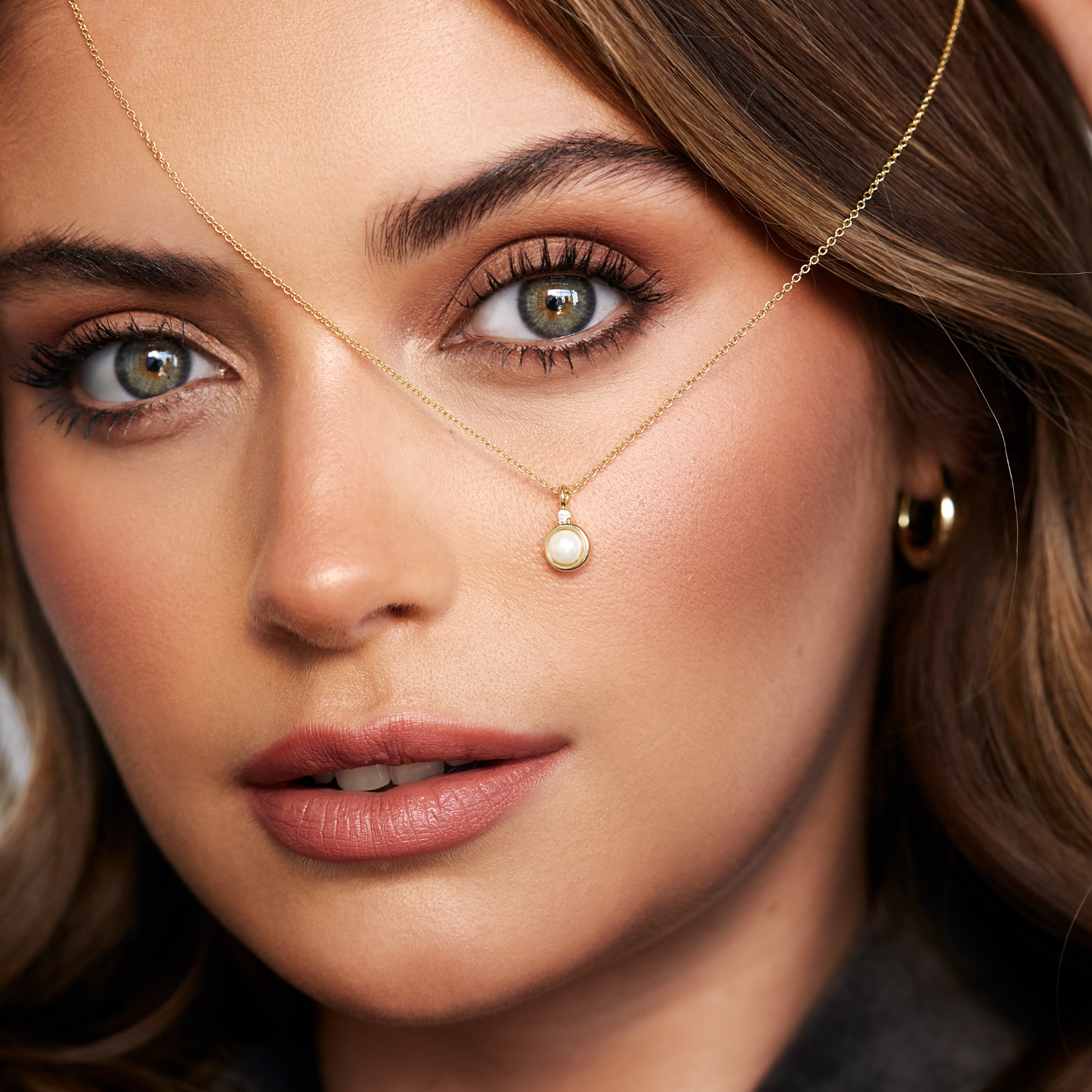 COLLAR PERLA MES JUNIO