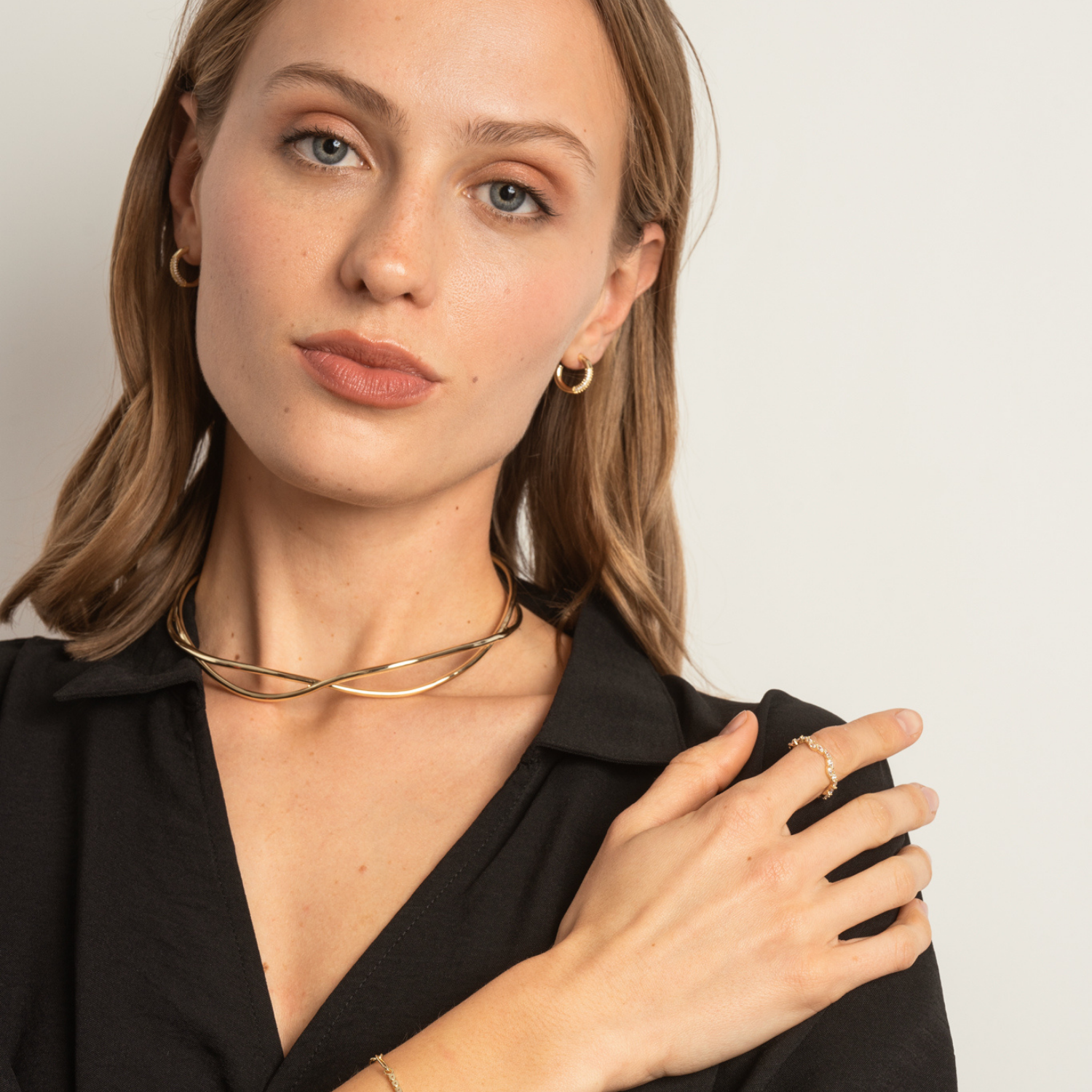 COLLAR CHOCKER STELLA BAÑO DE ORO