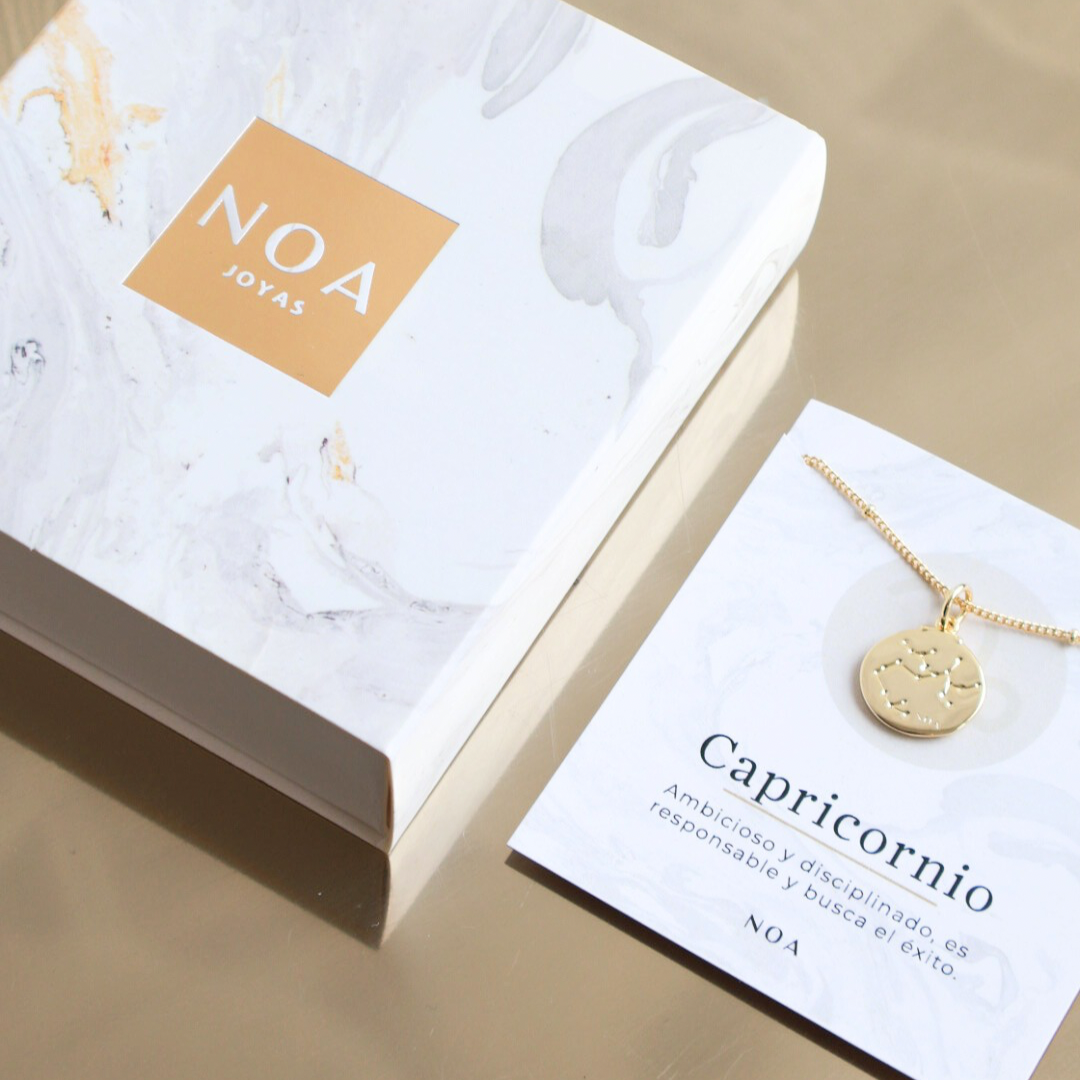 CHARM CAPRICORNIO BAÑO DE ORO