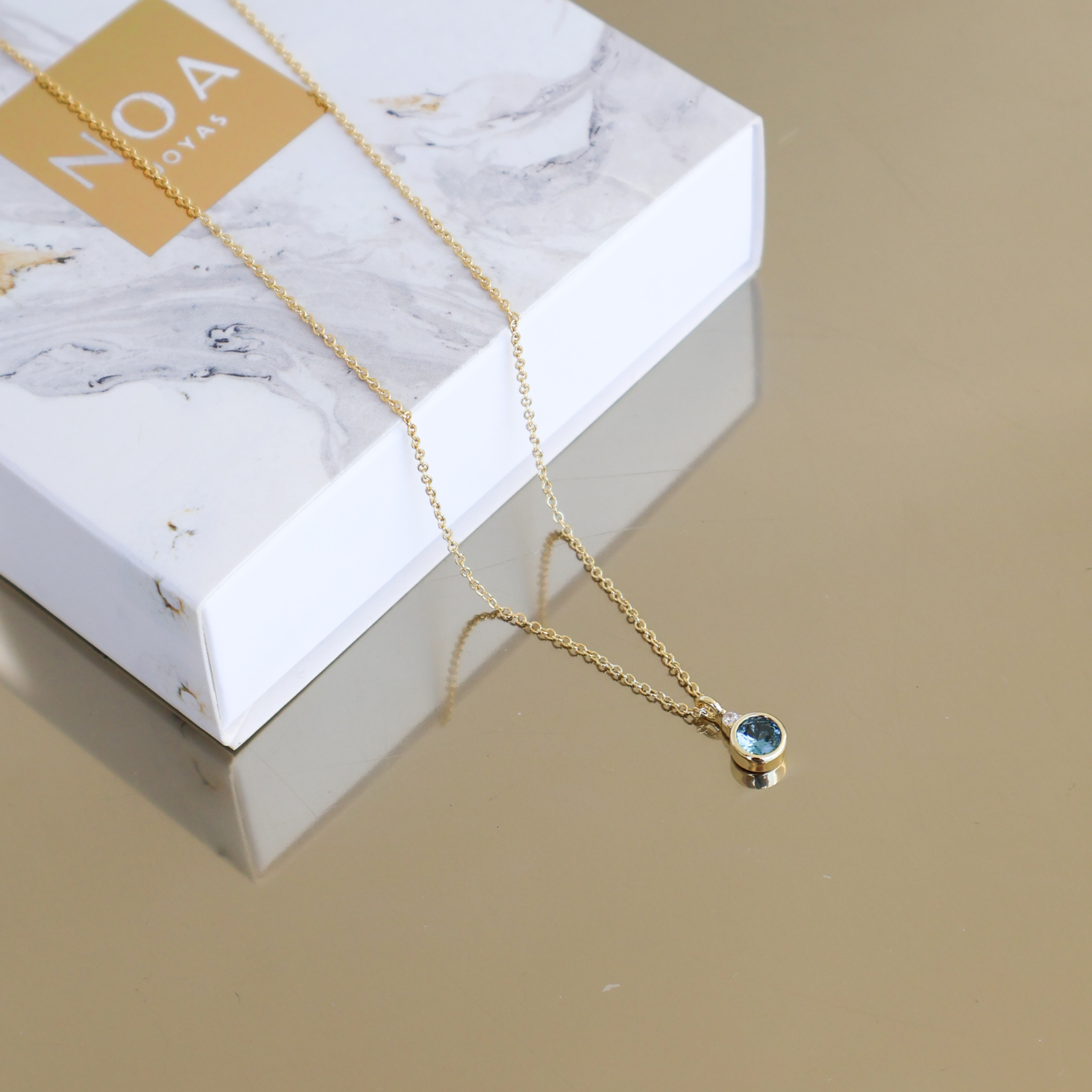 COLLAR AGUAMARINA MES MARZO