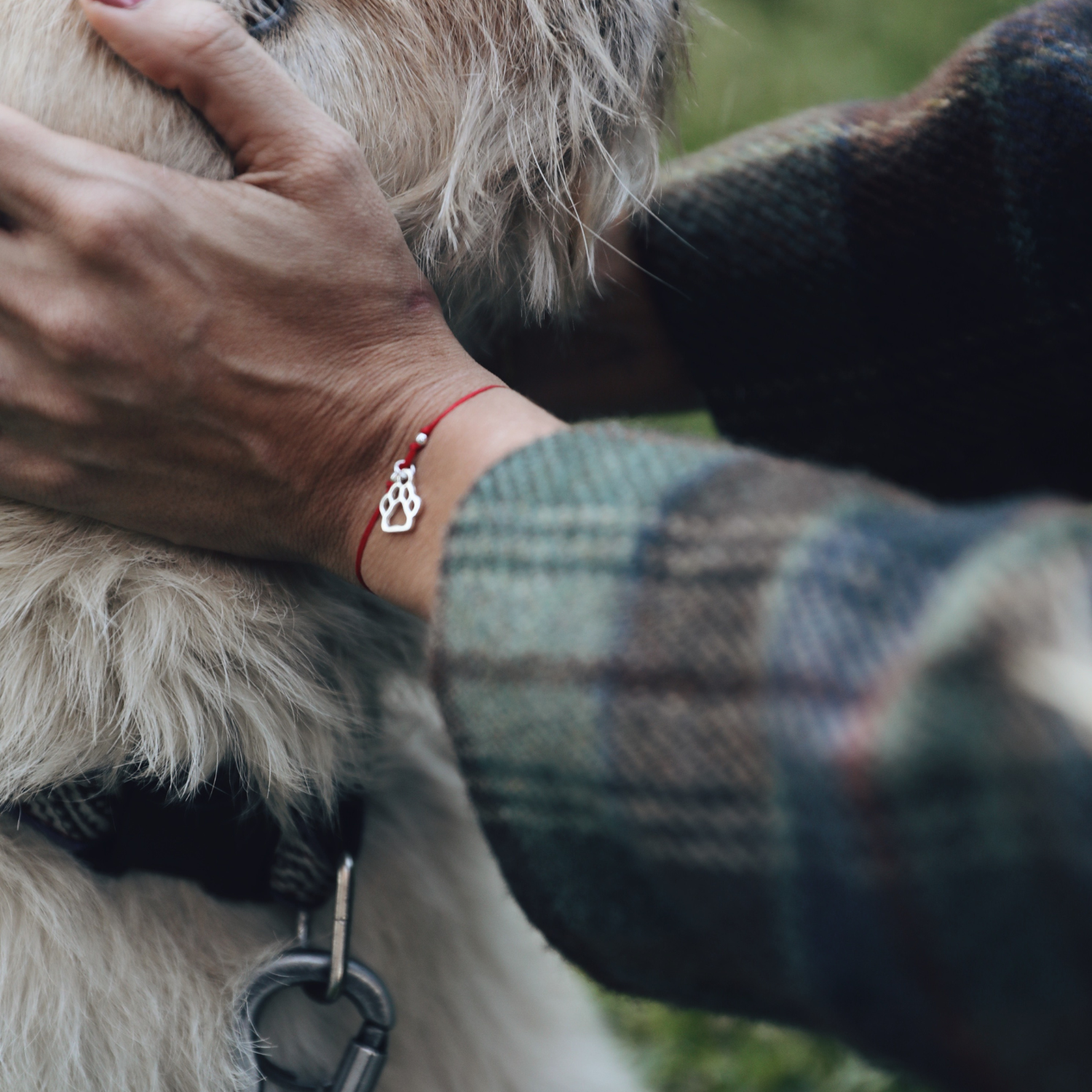PULSERA HILO ROJO HUELLA MASCOTA PLATA