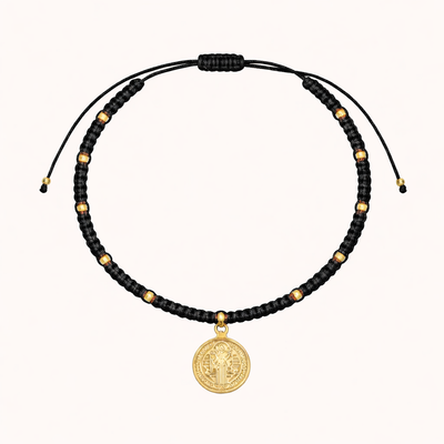 PULSERA DE HILO NEGRO SAN BENITO BAÑO EN ORO