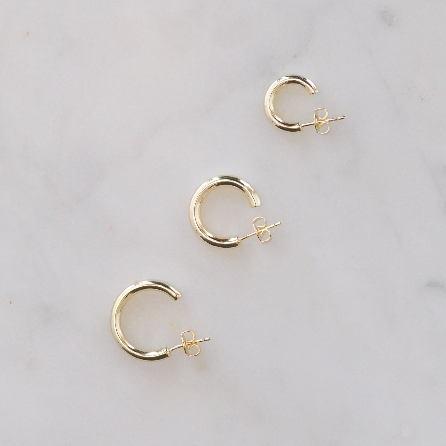 ARGOLLAS KENDALL BAÑO DE ORO 18MM.