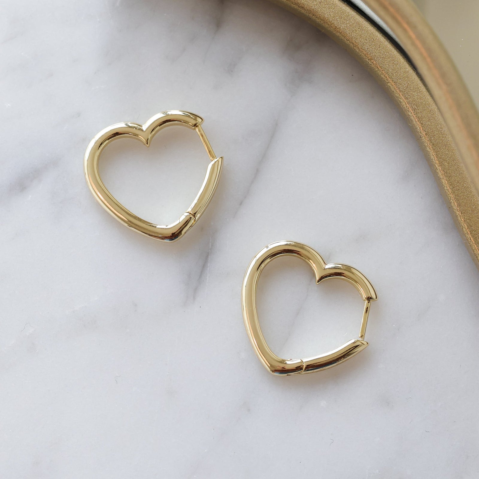 AROS MOM HEART BAÑO EN ORO