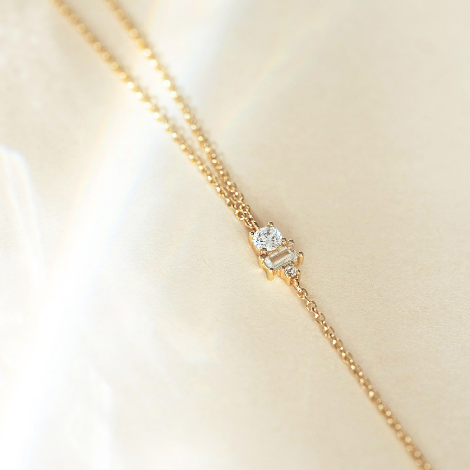 COLLAR MOS BAÑO DE ORO