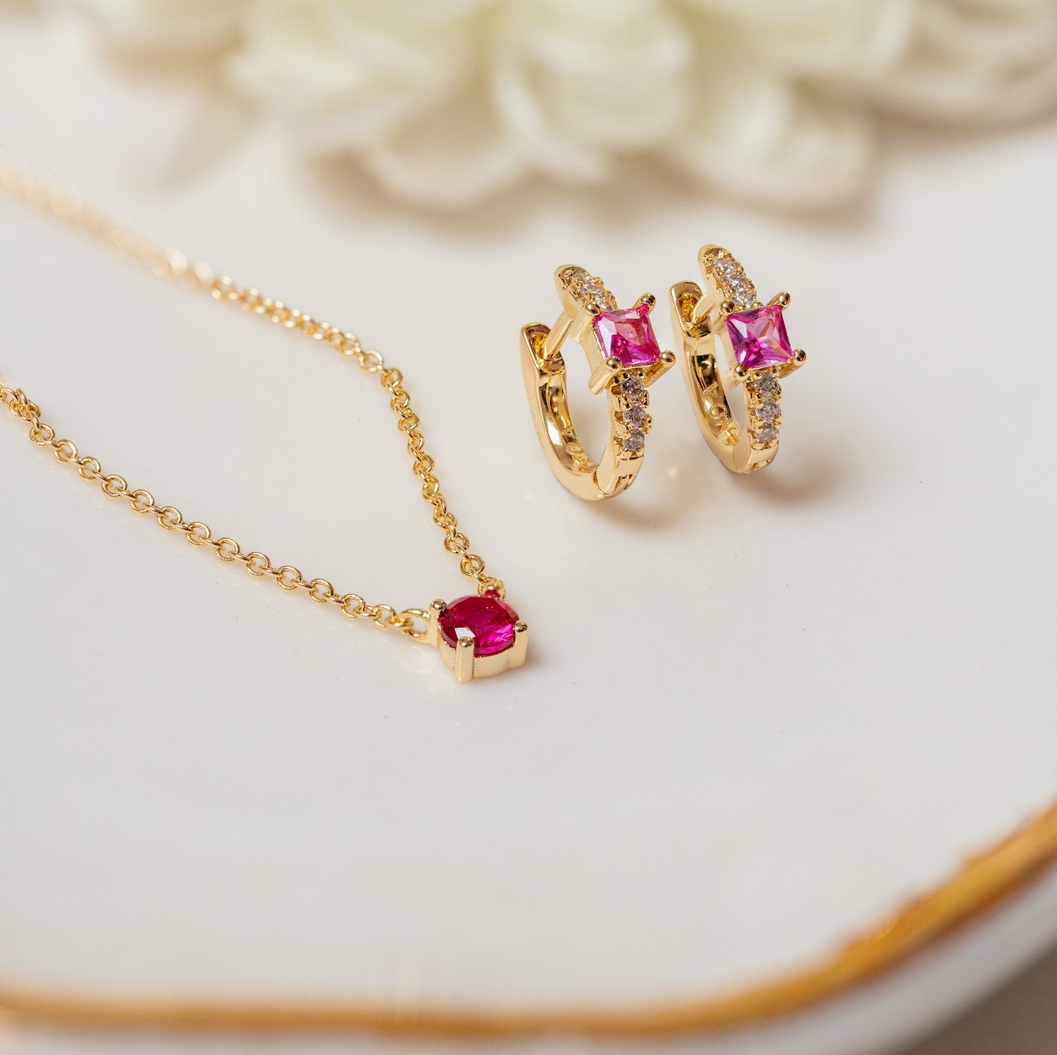 COLLAR ROSE SOLITARY BAÑO DE ORO