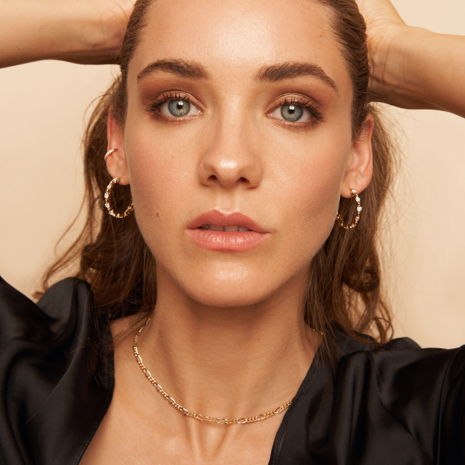 COLLAR CURB BAÑO DE ORO