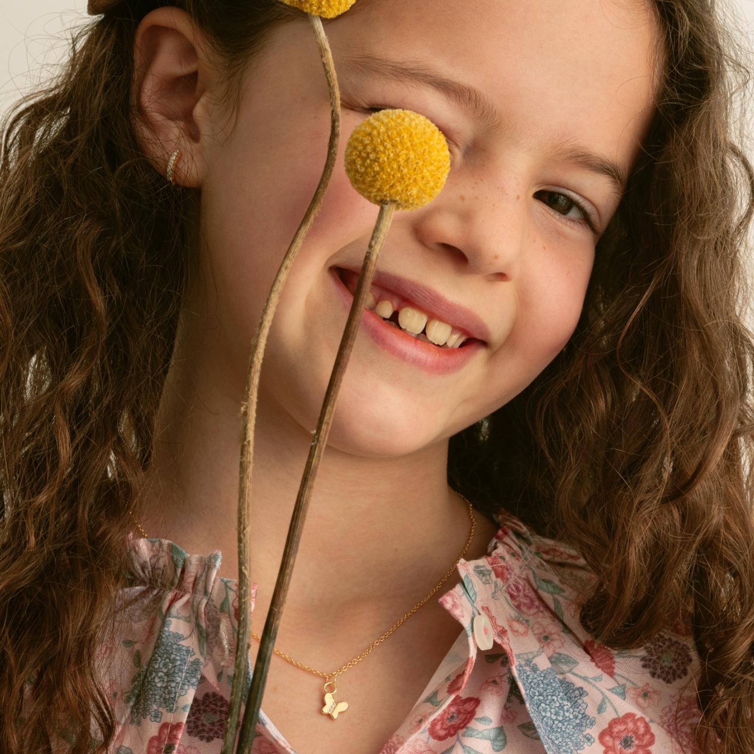 COLLAR DE NIÑA MARIPOSA RED BAÑO DE ORO