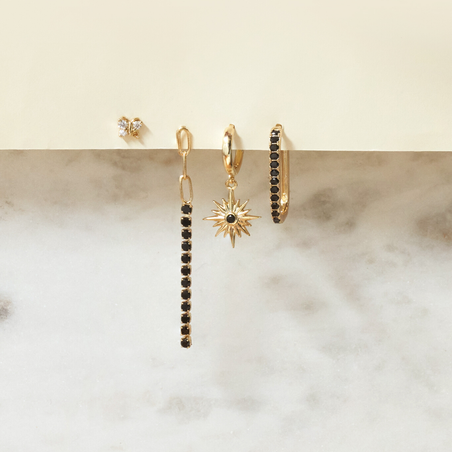 AROS LOVE BLACK BAÑO DE ORO