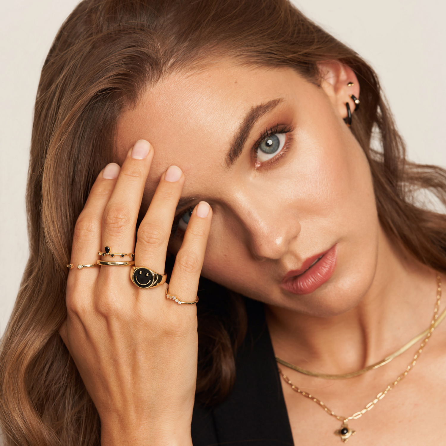 ANILLO DRYNA BLACK BAÑO DE ORO