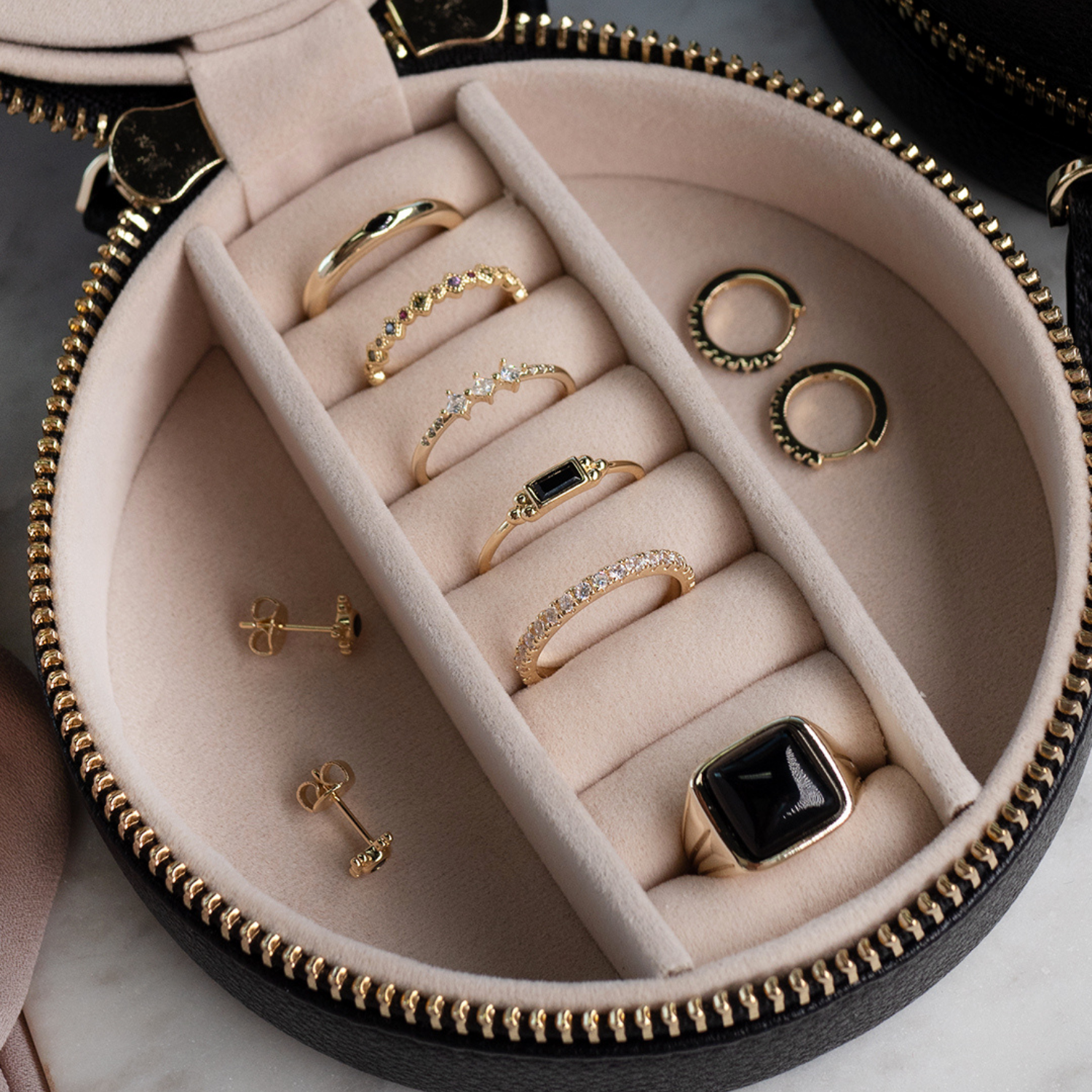 JOYERO REDONDO NEGRO