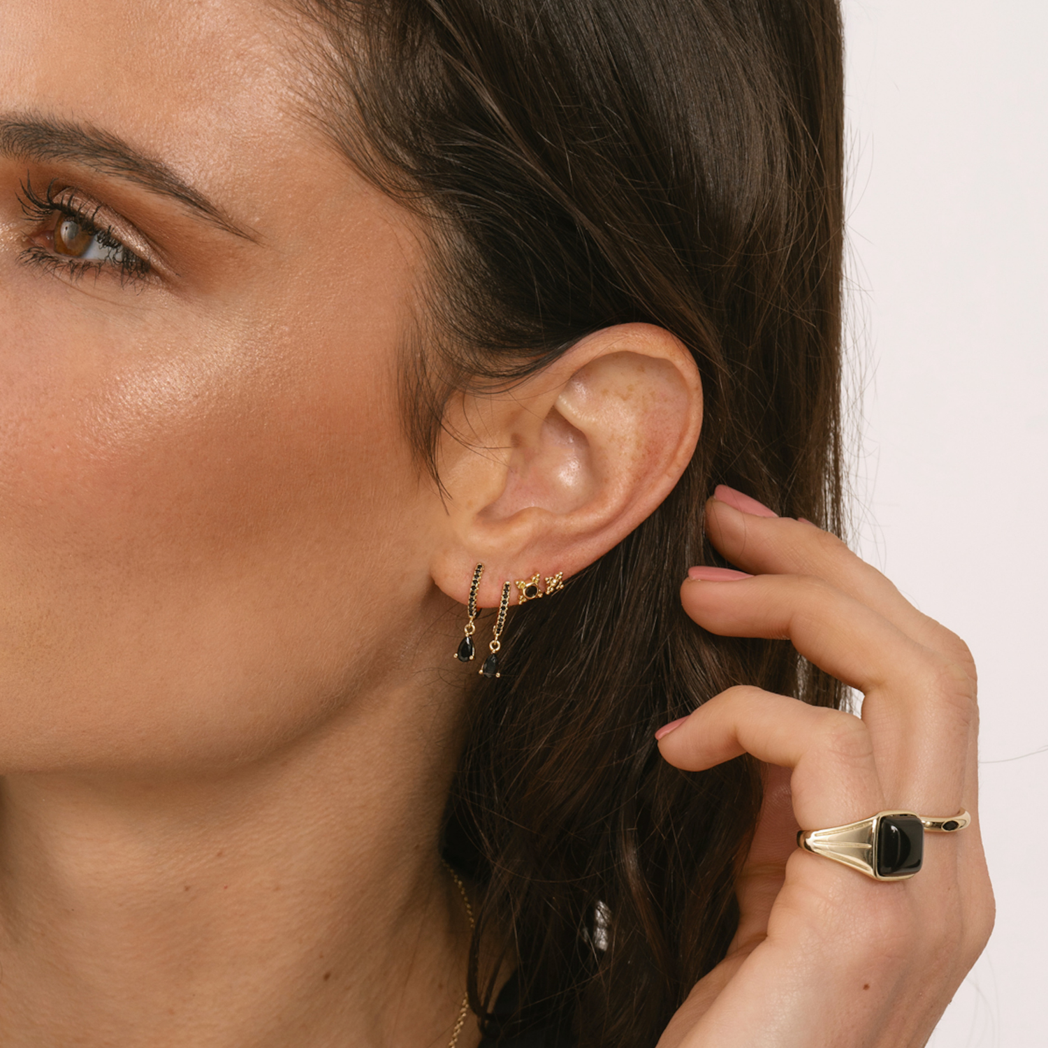 AROS HILLS BAÑO DE ORO