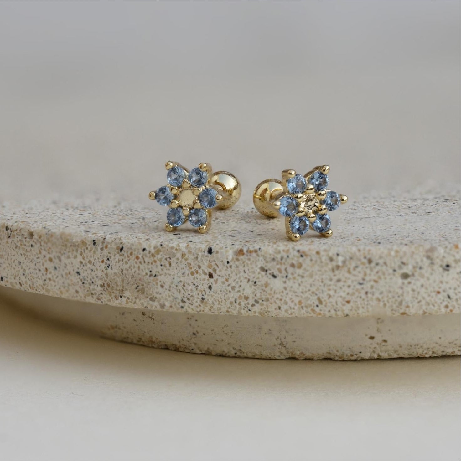 AROS DE NIÑA FLOR BLUE BAÑO DE ORO