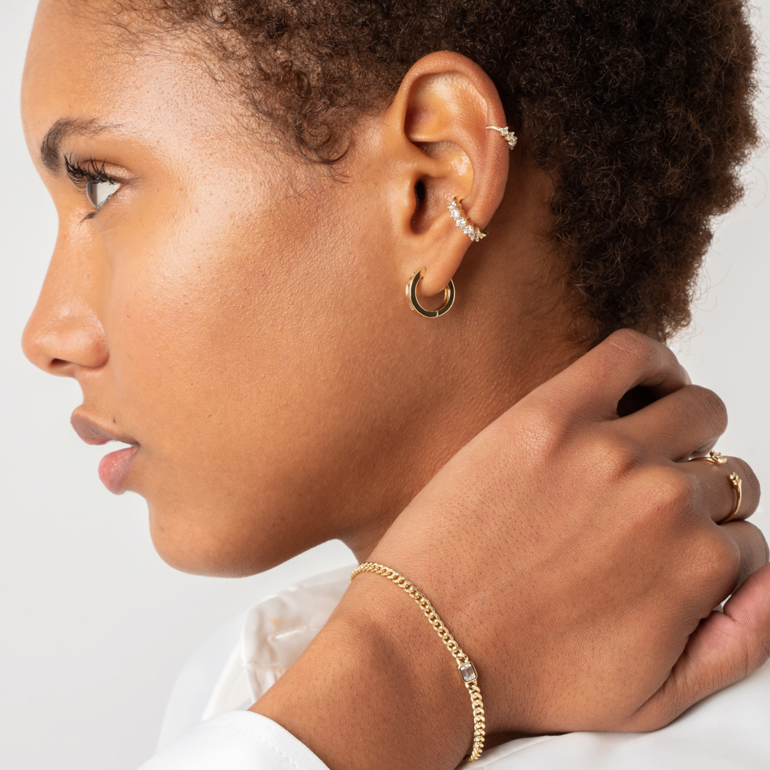 PULSERA ALIVE BAÑO DE ORO