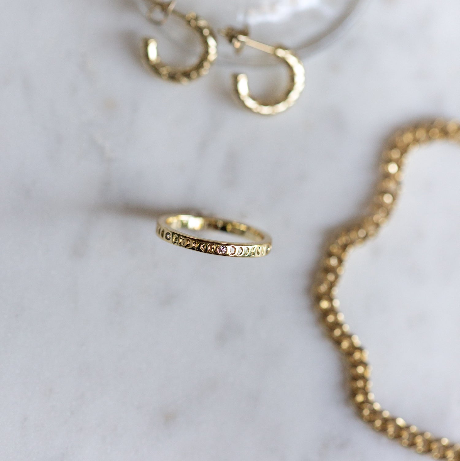 ANILLO LUNAR BAÑO DE ORO