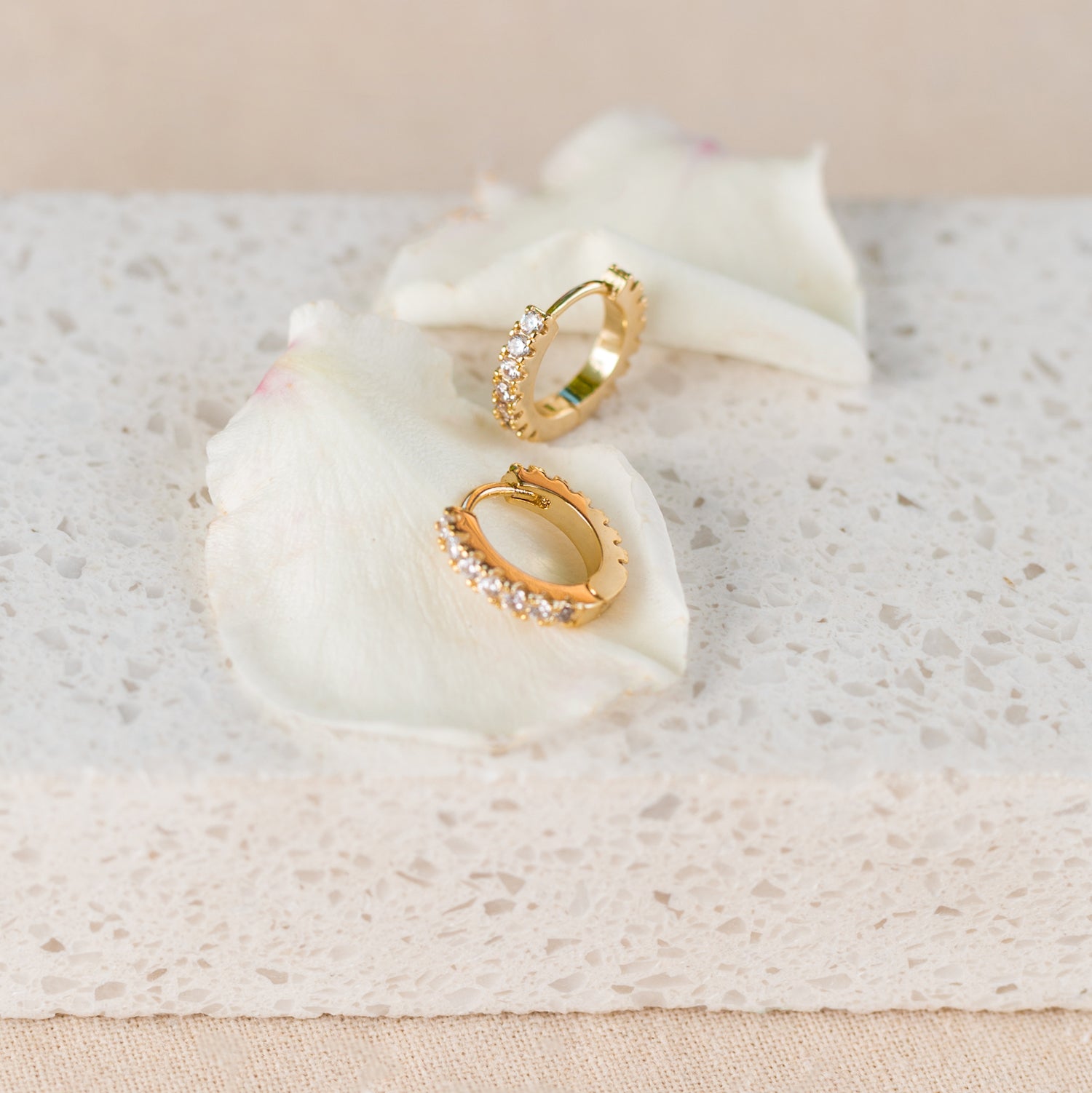 PIERCING SWIFT 14MM  BAÑO DE ORO