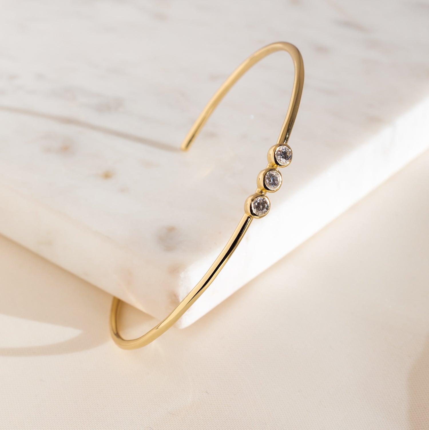 ESCLAVA JAZZY BAÑO DE ORO