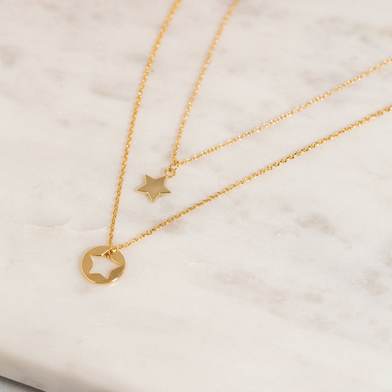 COLLAR CIRCLE STAR BAÑO DE ORO