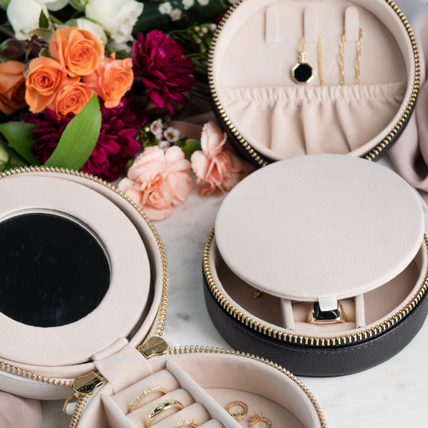 JOYERO REDONDO NEGRO