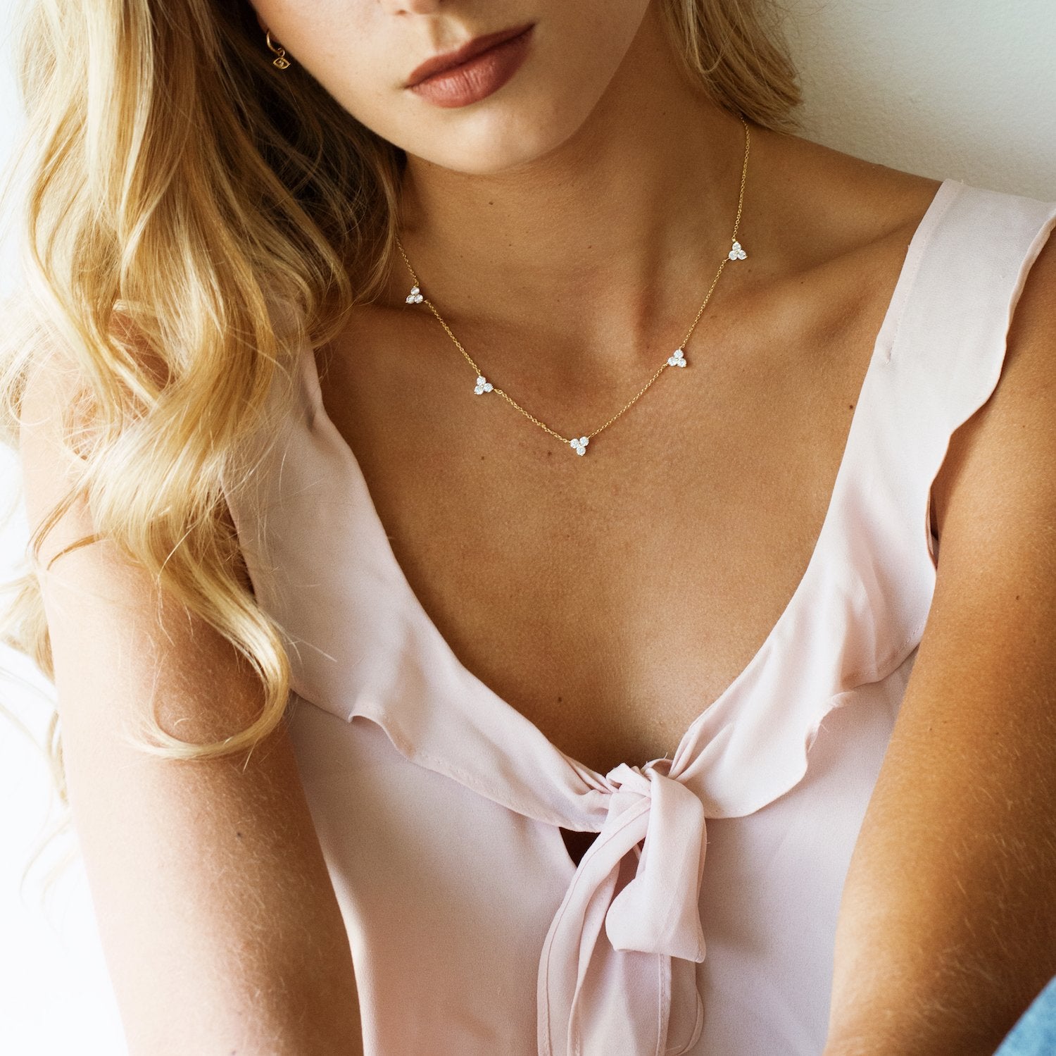 COLLAR JAZMIN BAÑO DE ORO