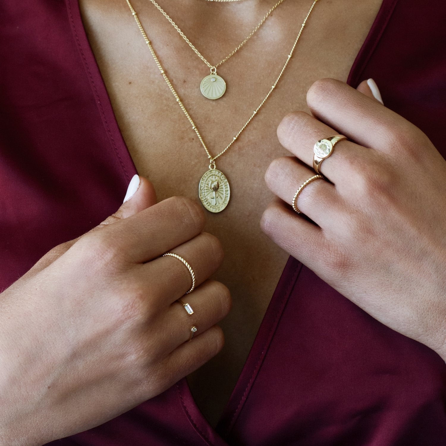 ANILLO QUEEN BAÑO DE ORO