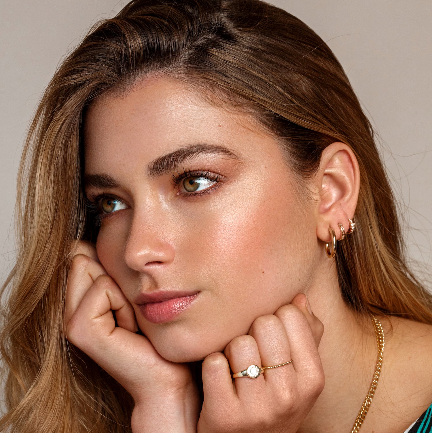 ANILLO QUEEN BAÑO DE ORO