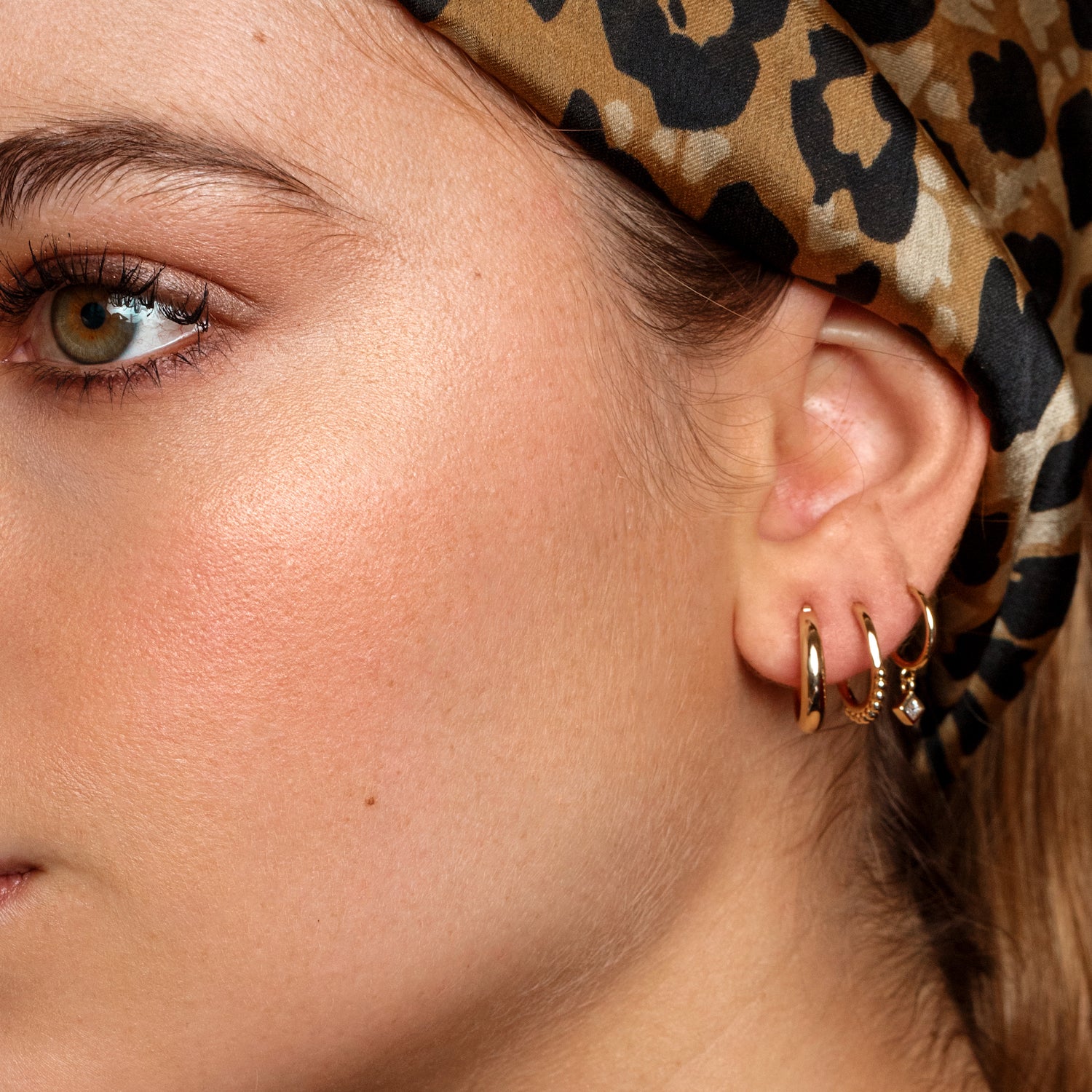 ARGOLLAS ROMBOS BAÑO DE ORO